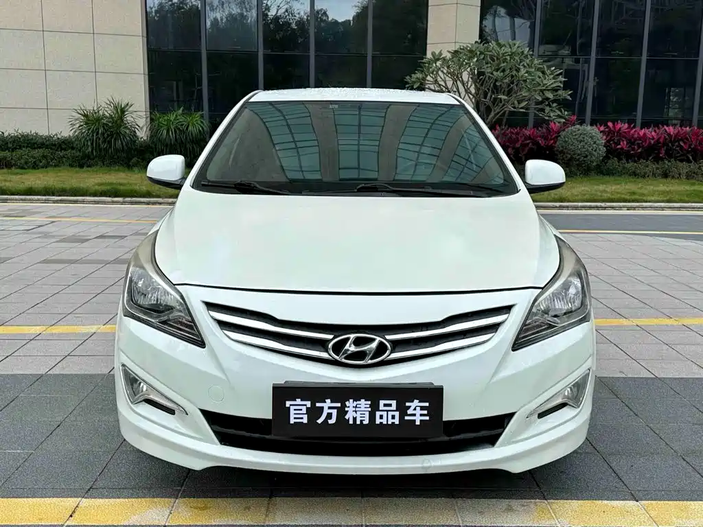 Hyundai Verna — миниатюра 3