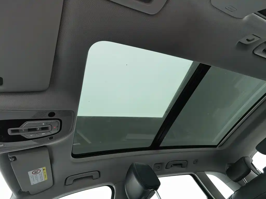 Audi Q5L — миниатюра 14