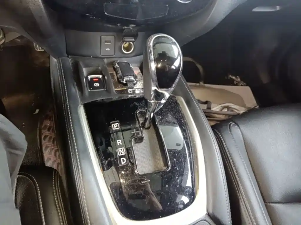 Nissan X-Trail — миниатюра 14