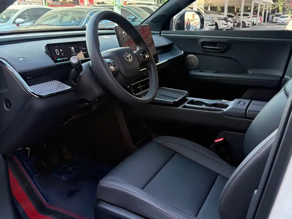 Toyota bZ3X — миниатюра 9