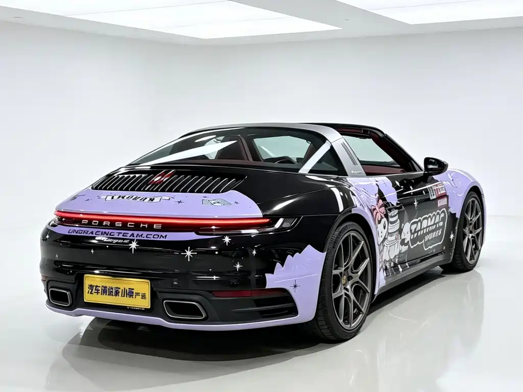 Porsche 911 2024 Targa 4 3.0T