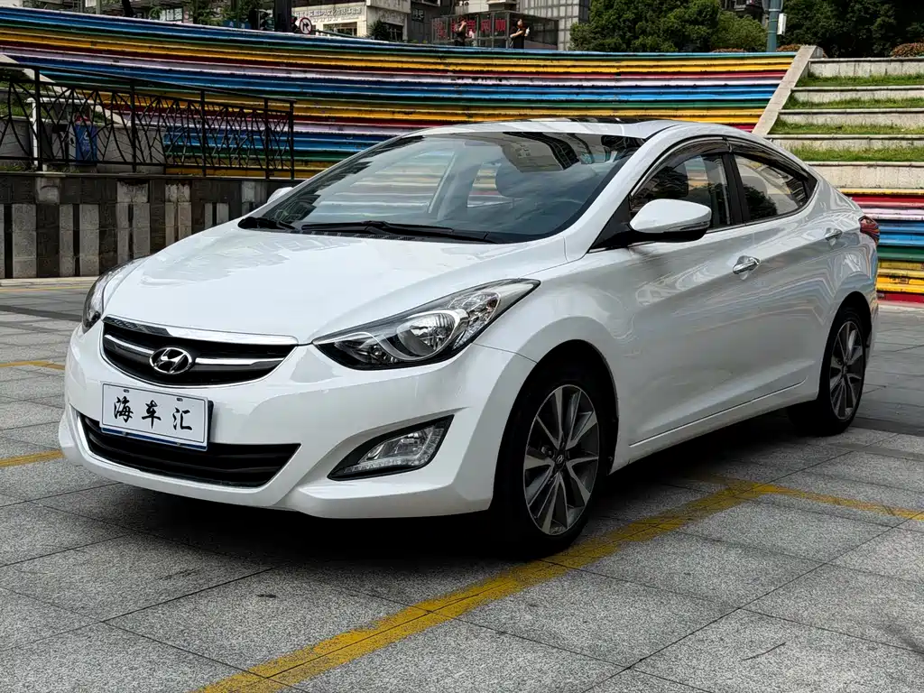 Купить Hyundai Elantra Langdong