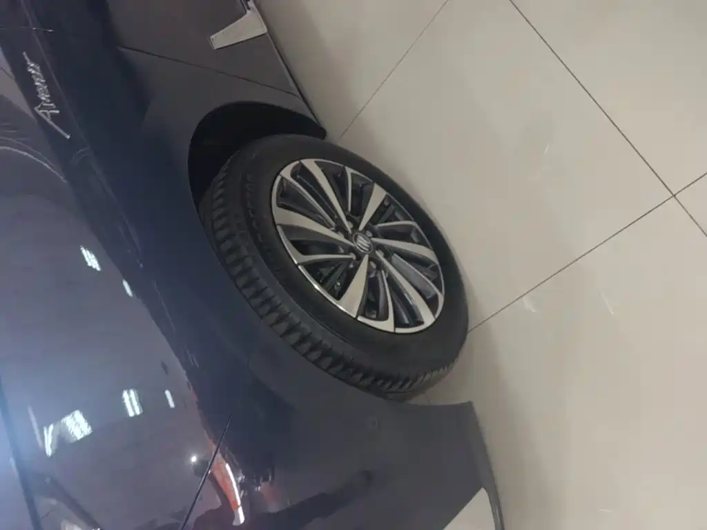 Buick GL8 Hybrid — миниатюра 25