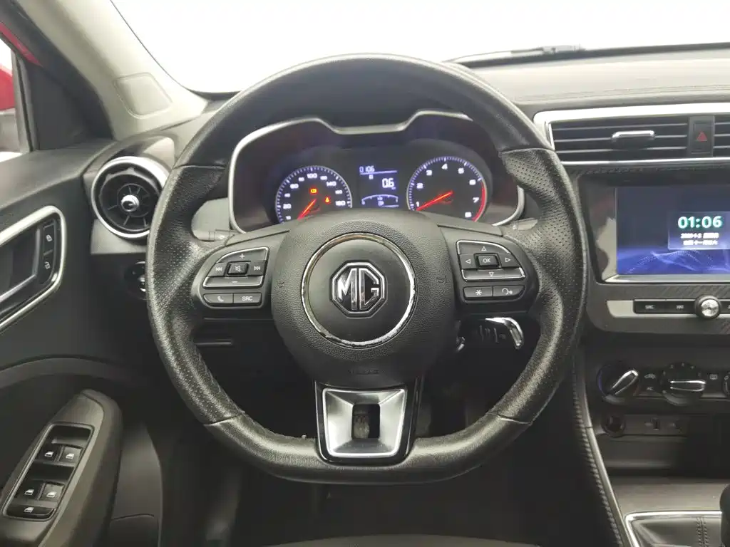 MG ZS — миниатюра 11