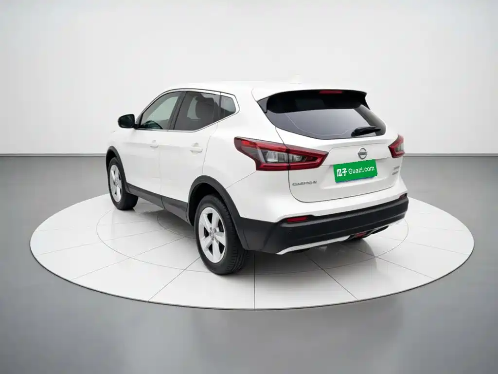 Nissan Qashqai — миниатюра 5