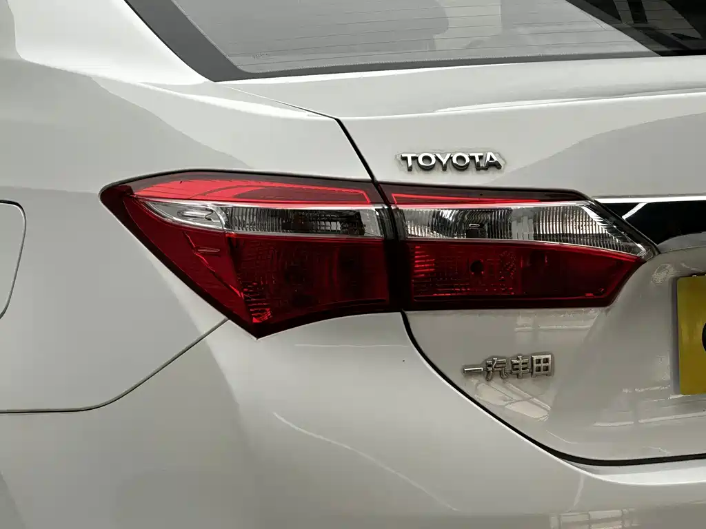 Toyota Corolla — миниатюра 18