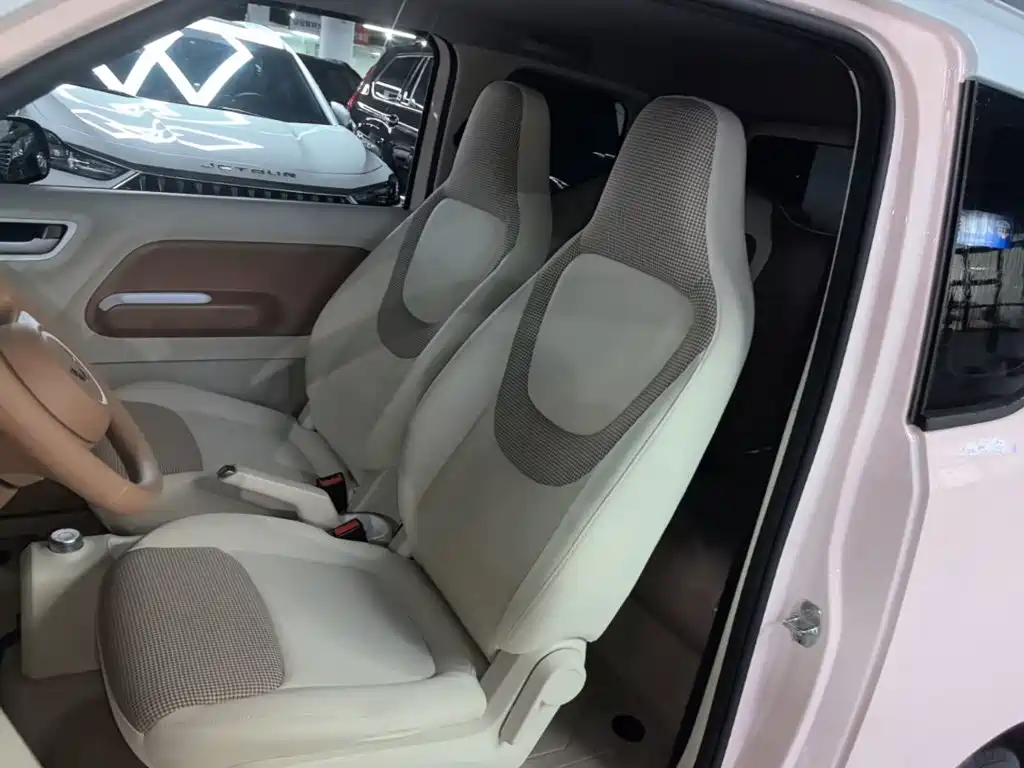 Wuling MINIEV — миниатюра 15