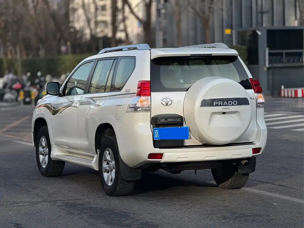 Toyota Land Cruiser Prado 2012 2.7L