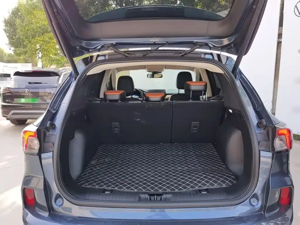 Ford Escape — миниатюра 19