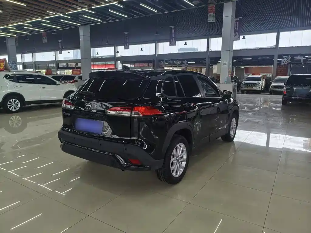 Toyota Frontlander — миниатюра 7