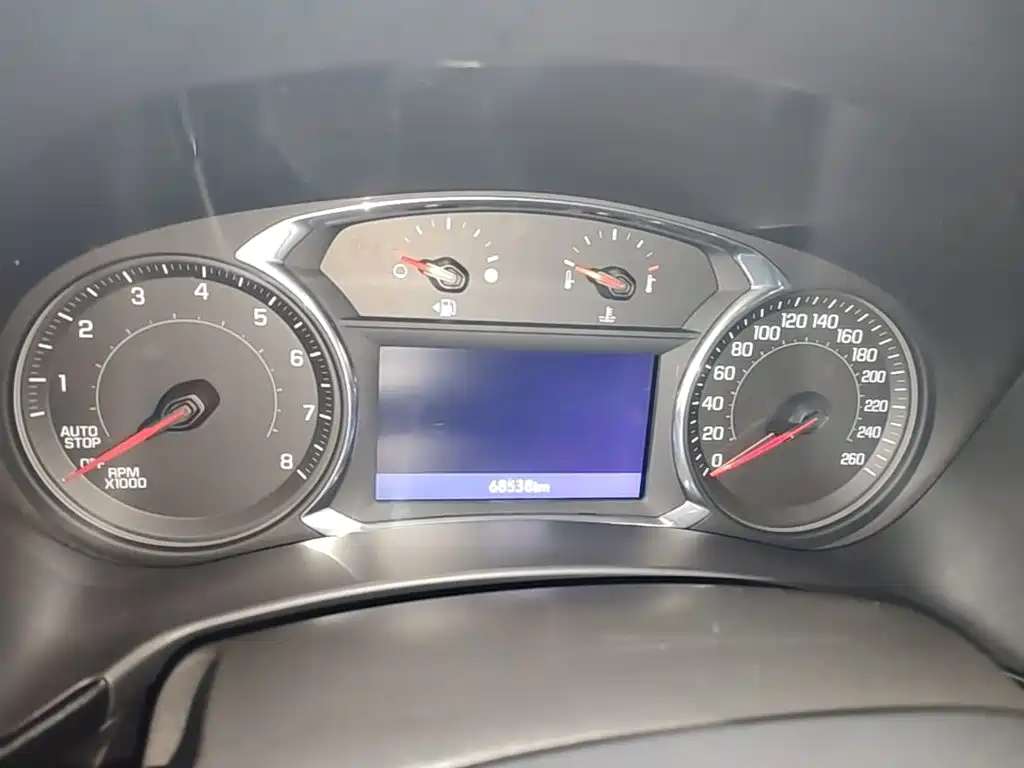 Chevrolet Equinox — миниатюра 12