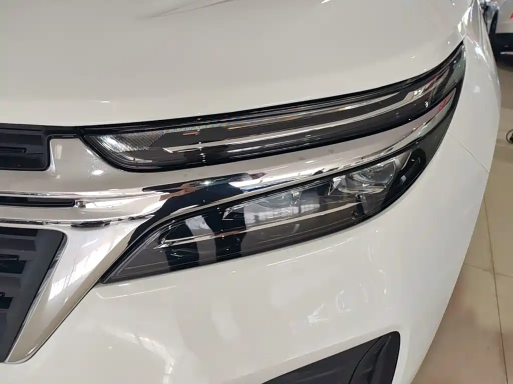 Chevrolet Equinox — миниатюра 24