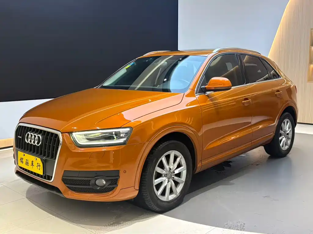 Купить Audi Q3 (Import)