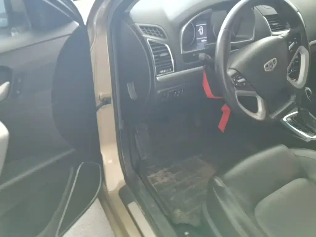 Geely Emgrand — миниатюра 16