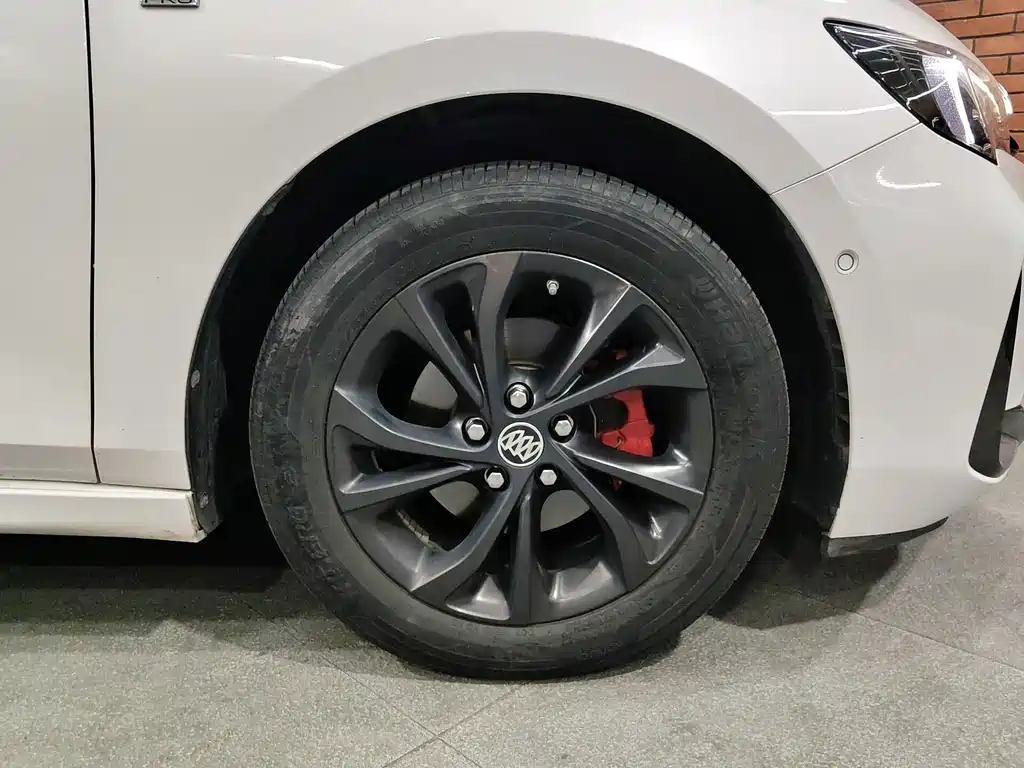 Buick Verano — миниатюра 17