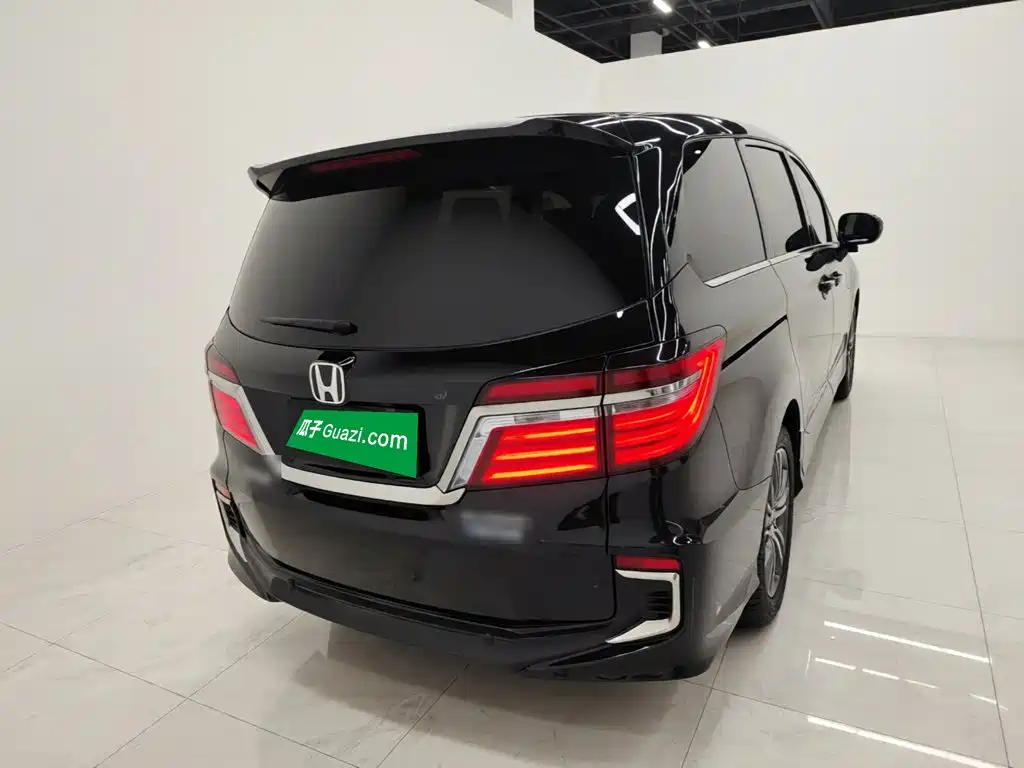 Honda Elysion 2019 2.0L Luxury