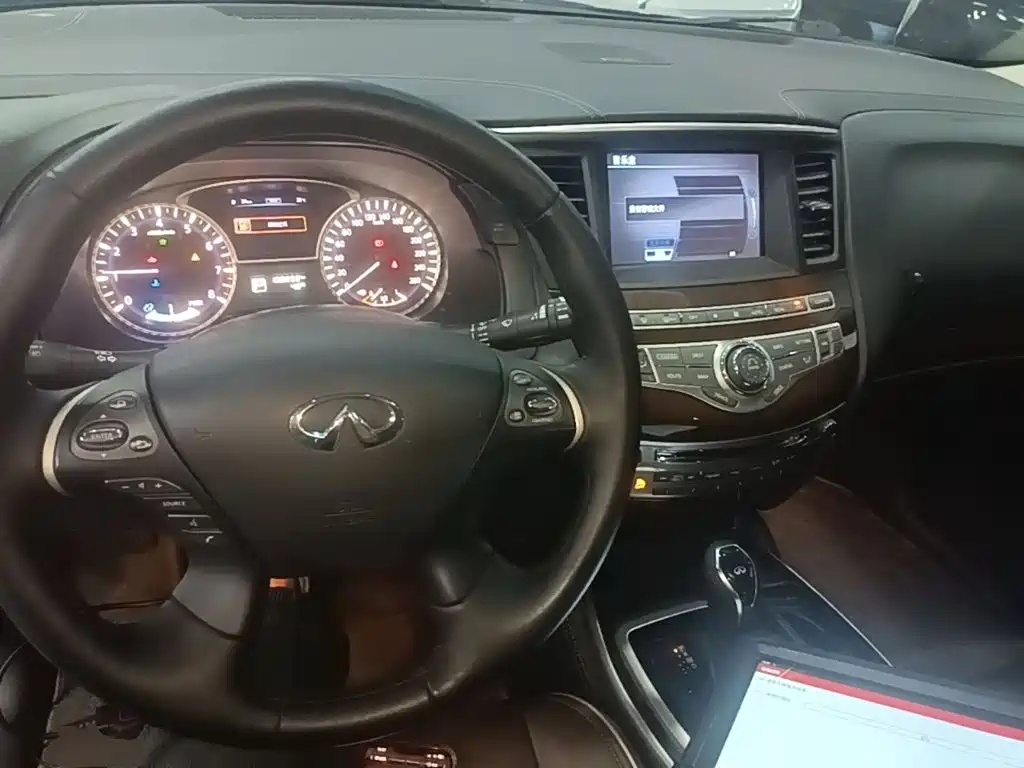 Infiniti QX60 (Import) — миниатюра 10