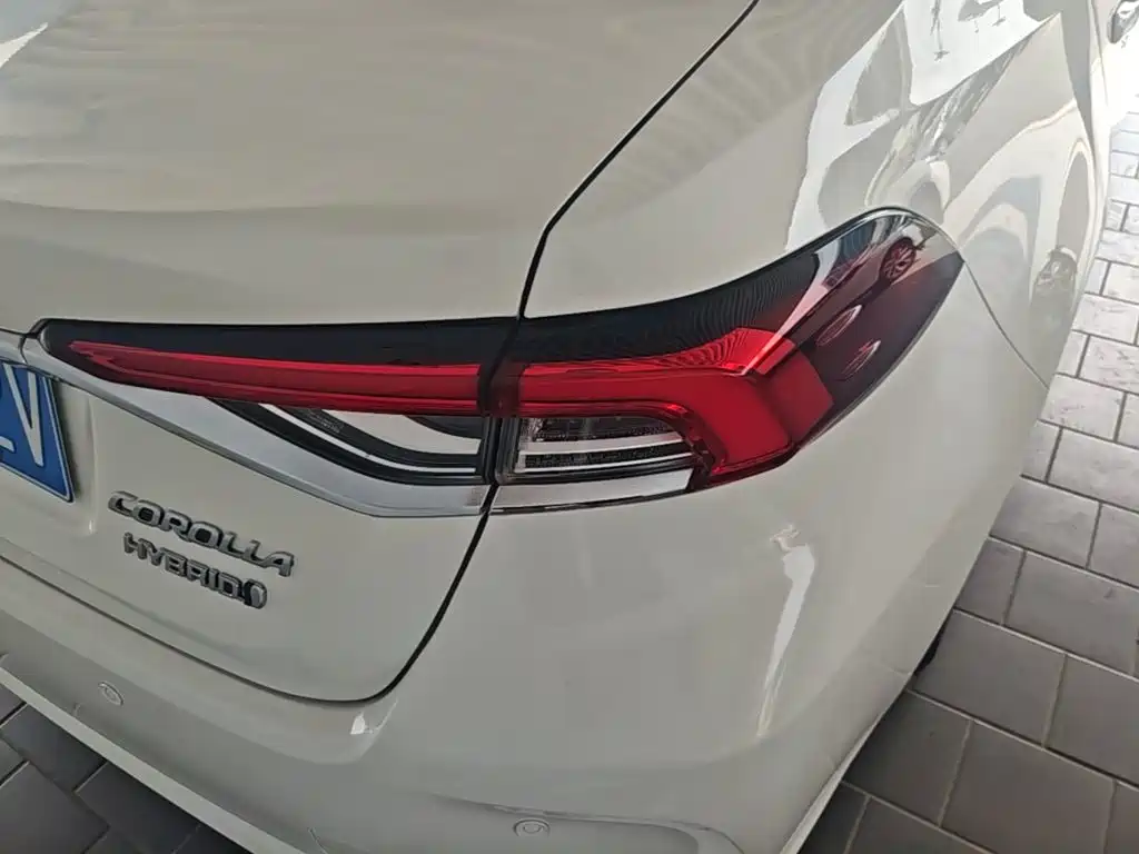 Toyota Corolla — миниатюра 8