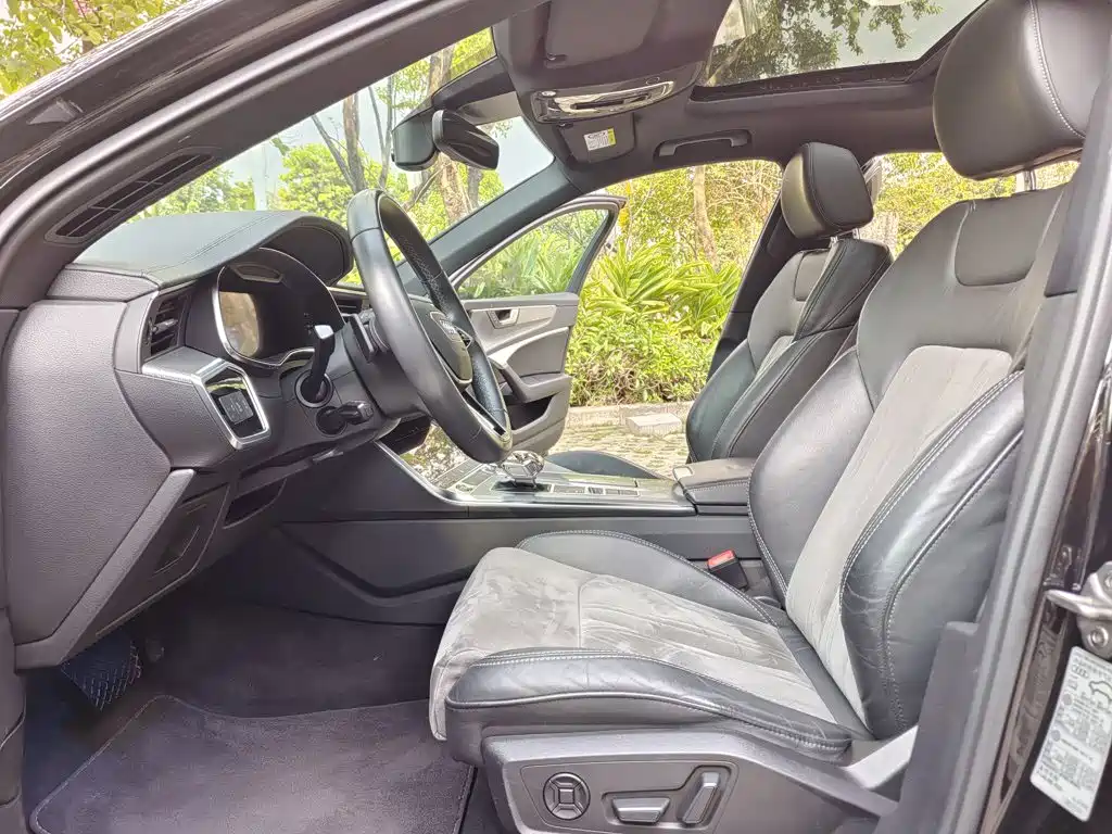 Audi A6L 2021 40 TFSI Luxury