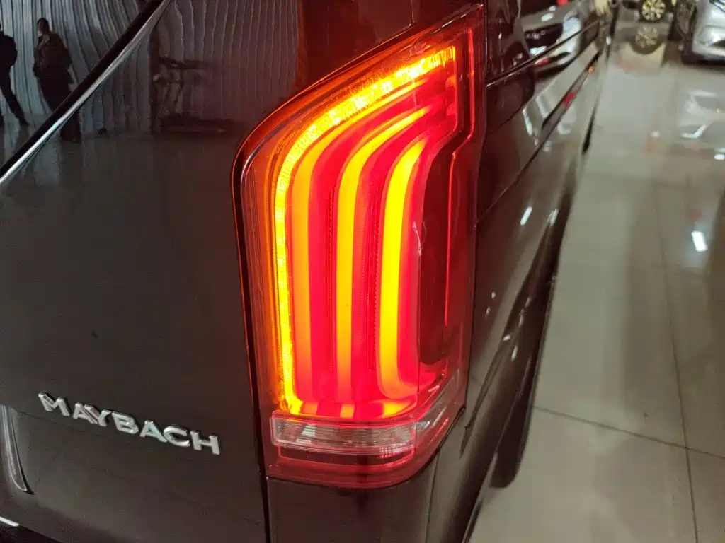 Mercedes-Benz V-Class V 2021 V 260 Luxury