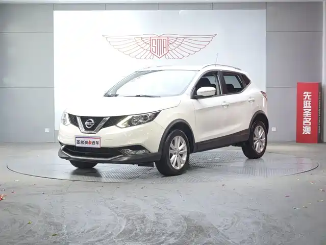 NISSAN QASHQAI 2017