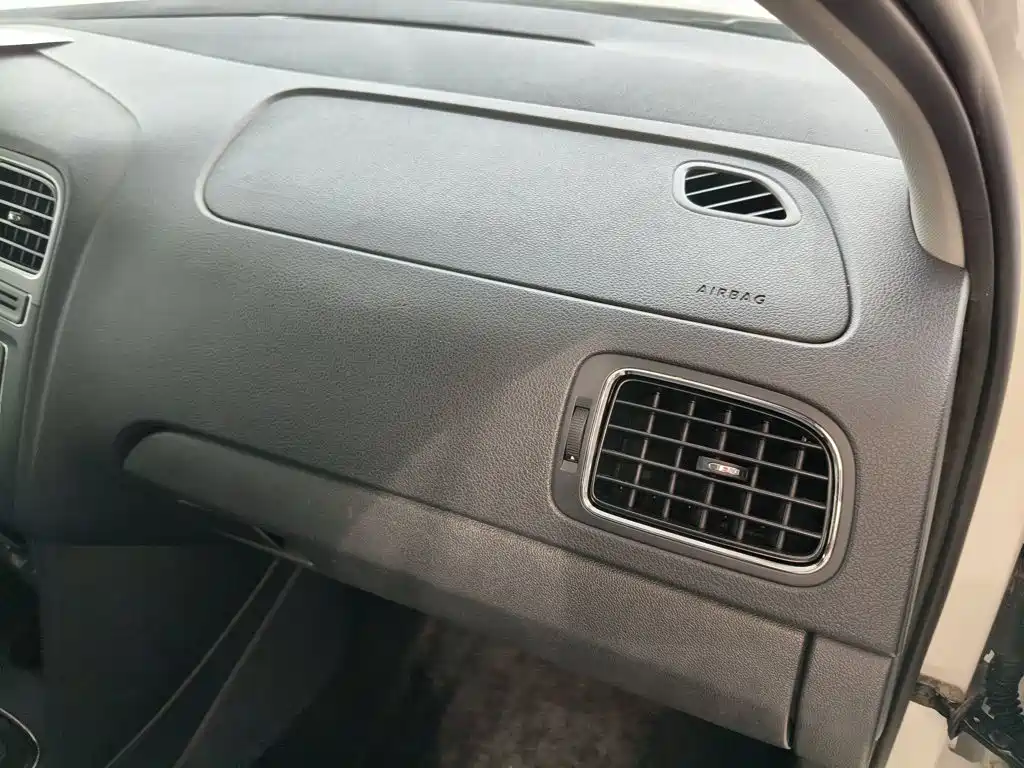 Volkswagen Polo — миниатюра 19