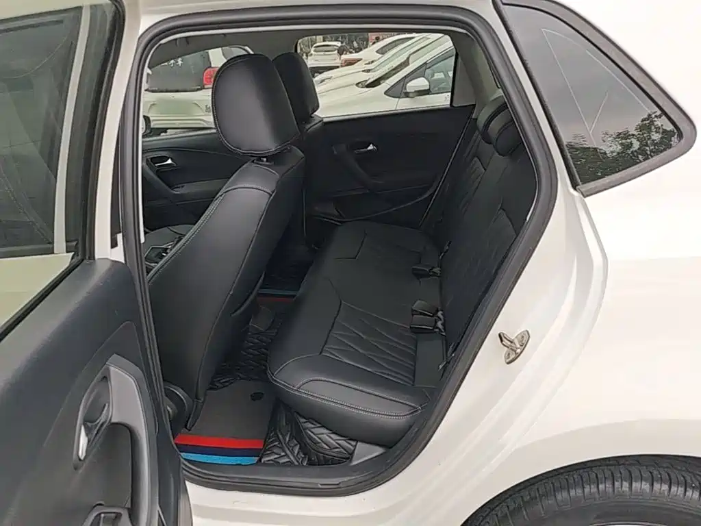 Volkswagen Polo — миниатюра 17
