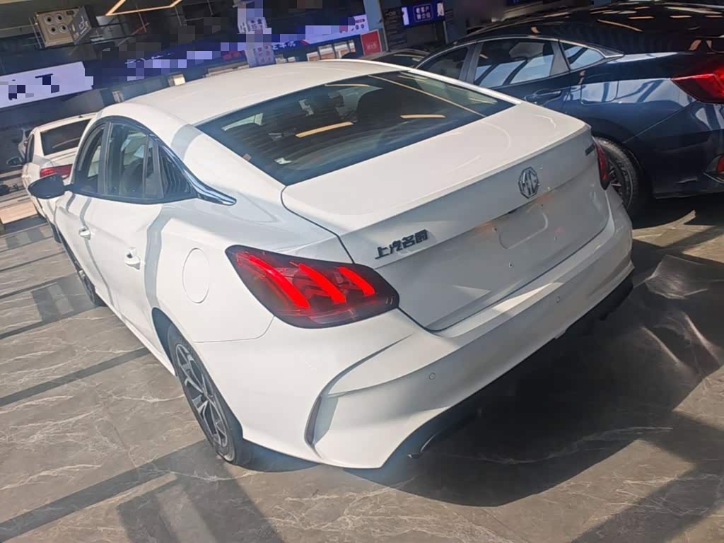 MG MG5 1.5 л 2024 г. Белый, пробег 12600 км