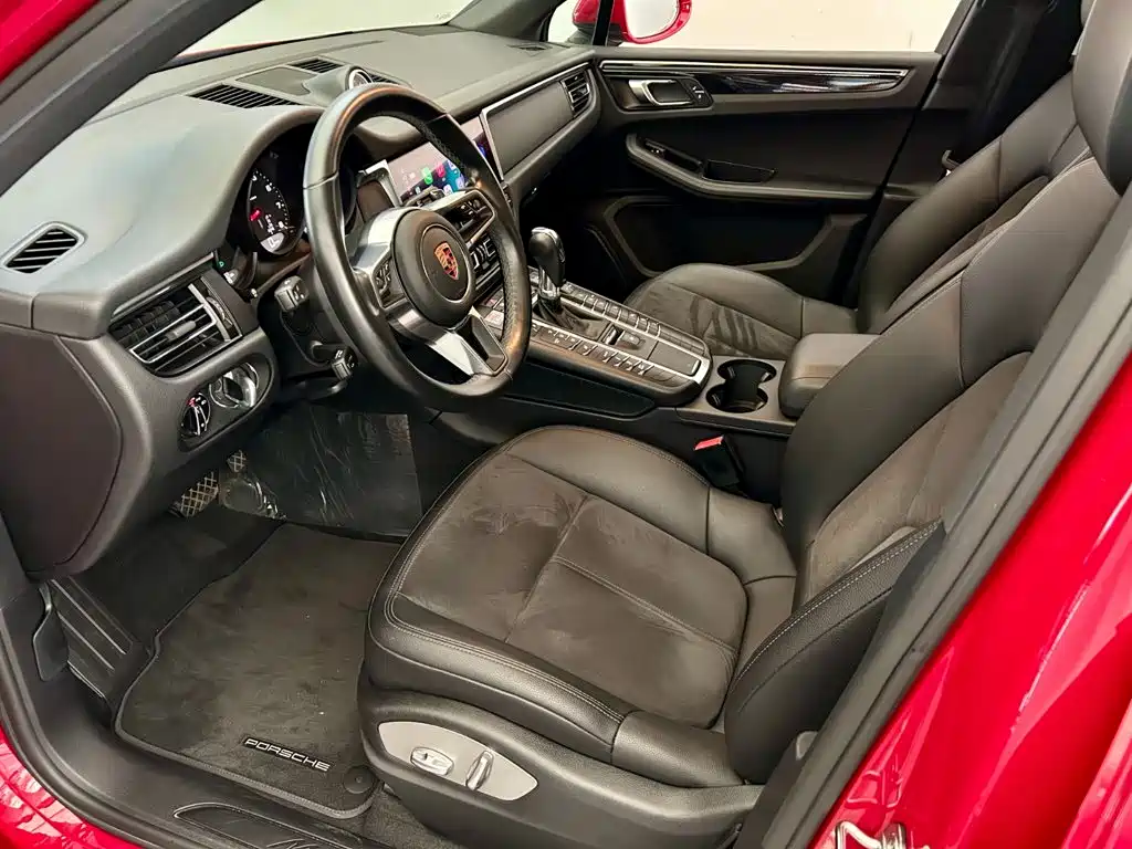 Porsche Macan — миниатюра 6