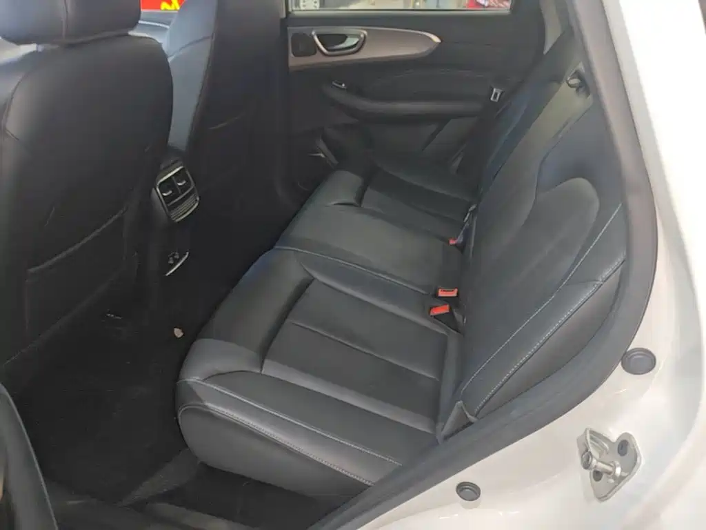 Roewe RX5 — миниатюра 17