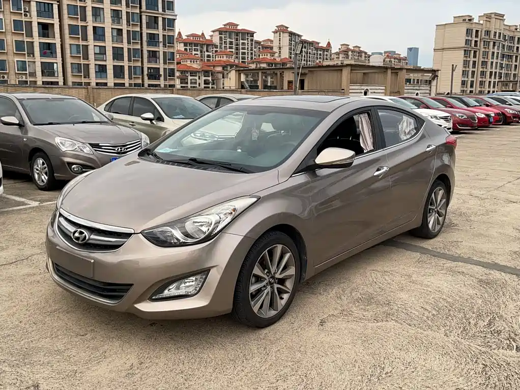 Hyundai Elantra 2015 1.6L AT Lead