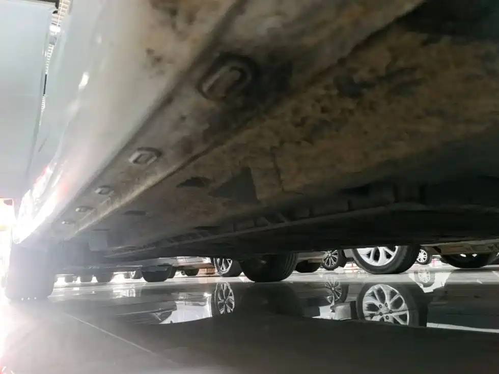 Roewe i6 MAX New Energy — миниатюра 21