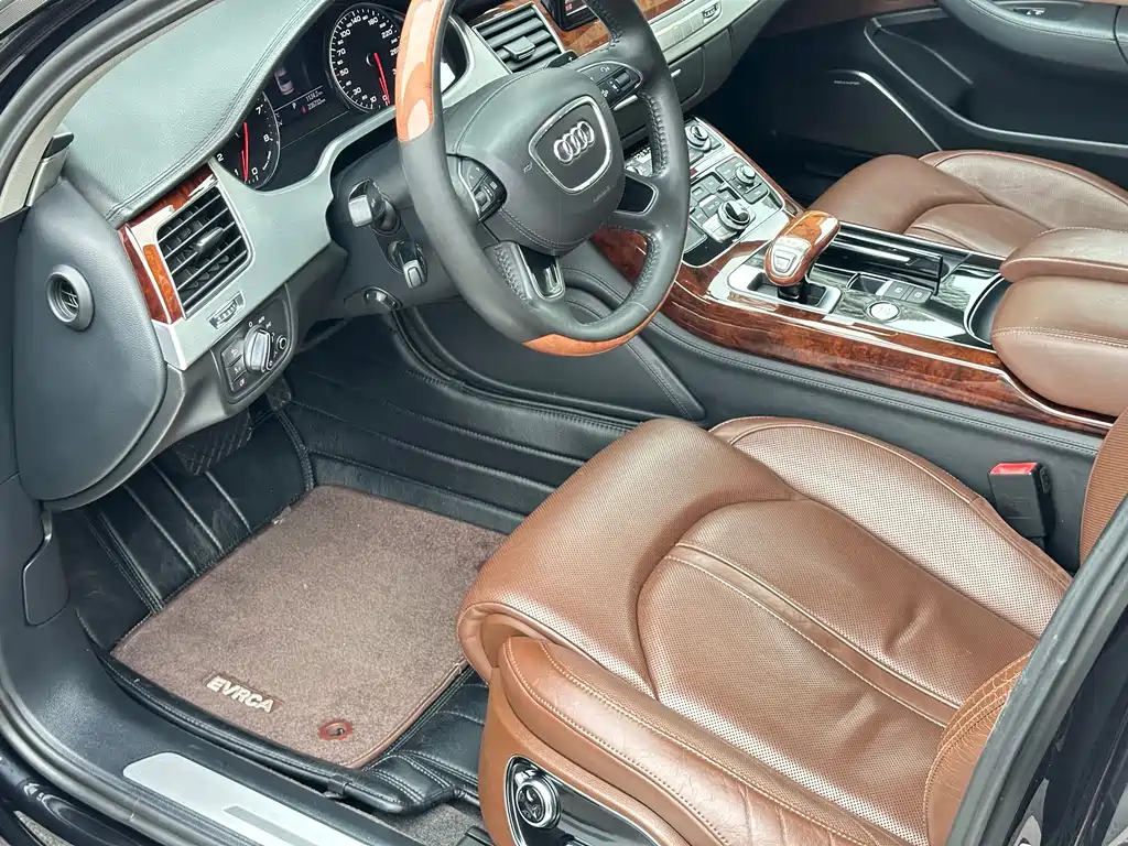 Audi A8 — миниатюра 11