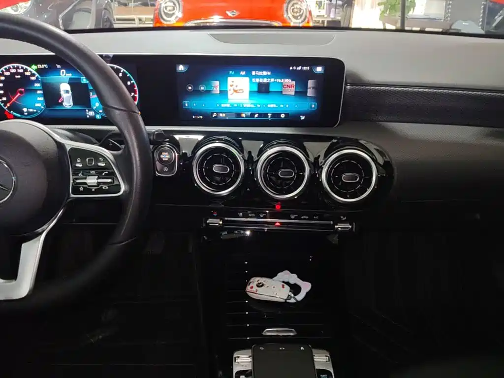 Mercedes-Benz A-Class (Import) — миниатюра 13