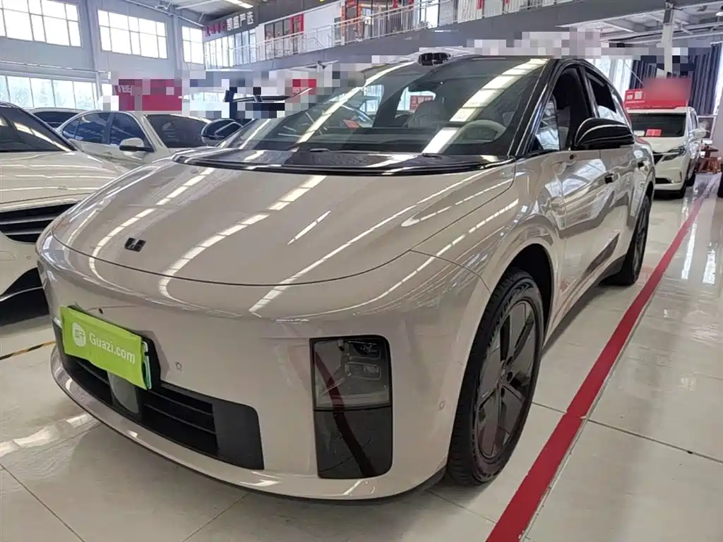 Li Auto 理想i6 2025