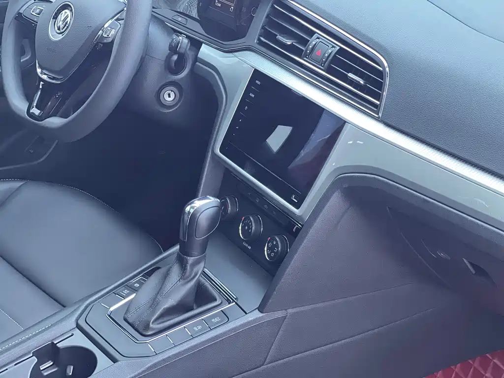 Volkswagen Lamando — миниатюра 12