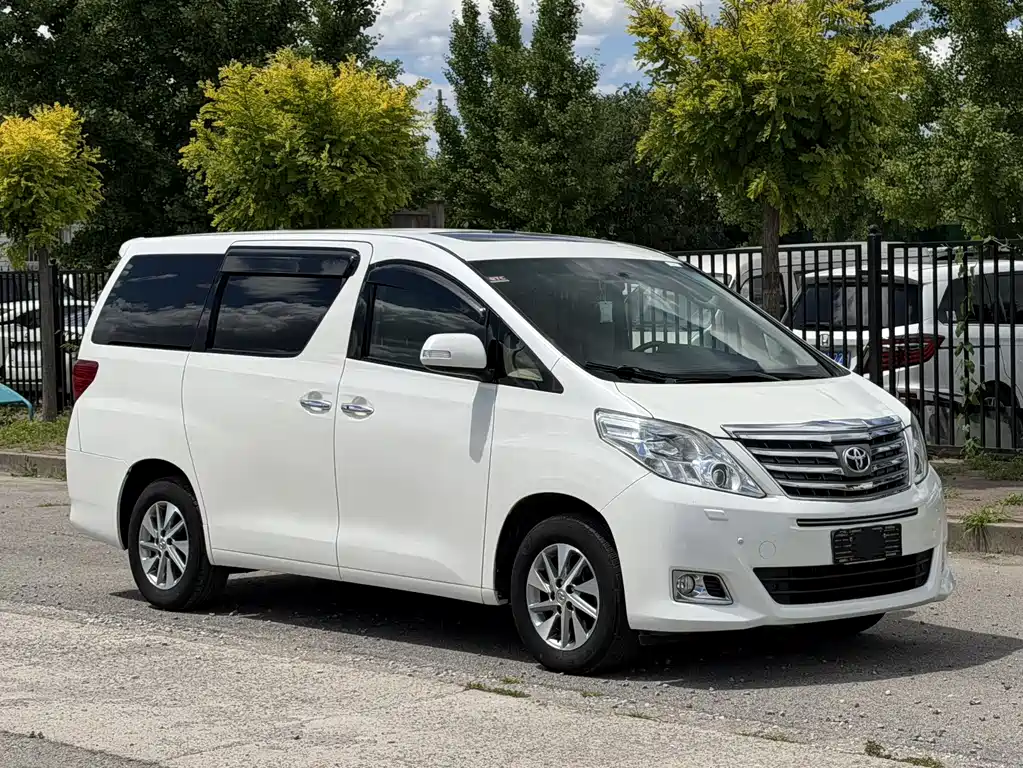 Toyota Alphard 2012 3.5L Luxury