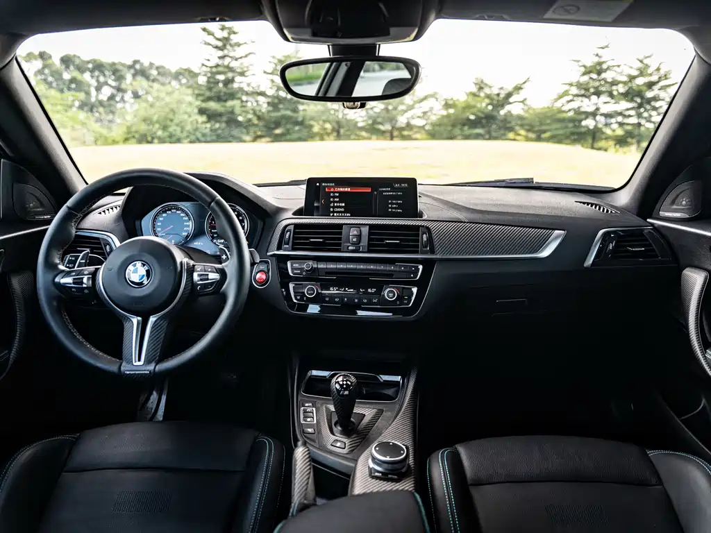 BMW M2 — миниатюра 13