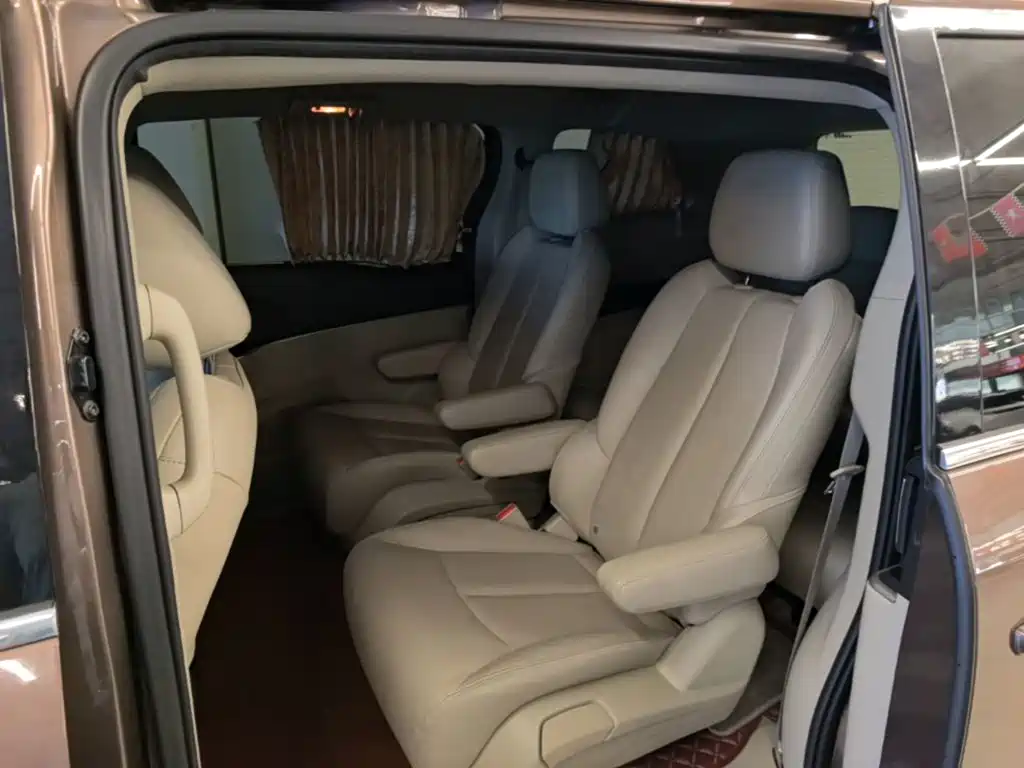 Buick GL8 — миниатюра 22