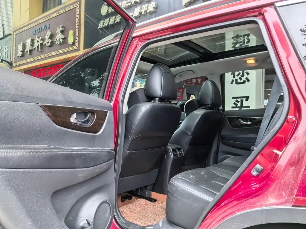 Nissan X-Trail — миниатюра 9