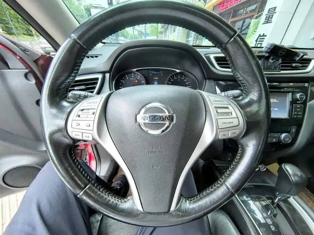 Nissan X-Trail — миниатюра 14