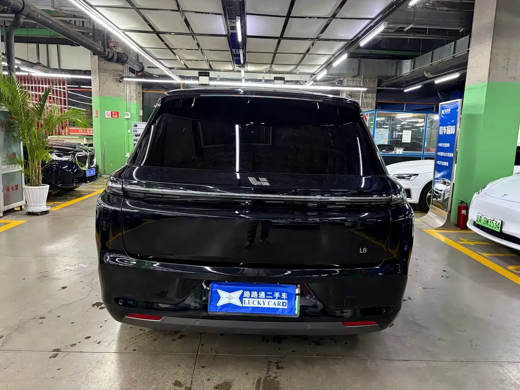 Li Auto Li L8 — миниатюра 4