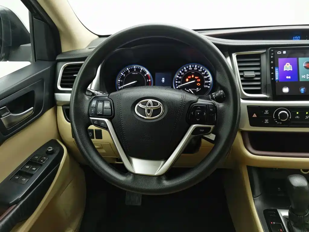 Toyota Highlander — миниатюра 11