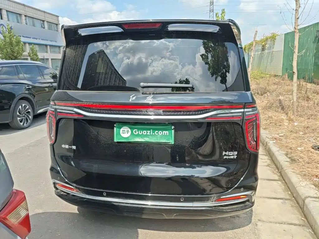 Hongqi Hongqi HQ9 PHEV — миниатюра 6