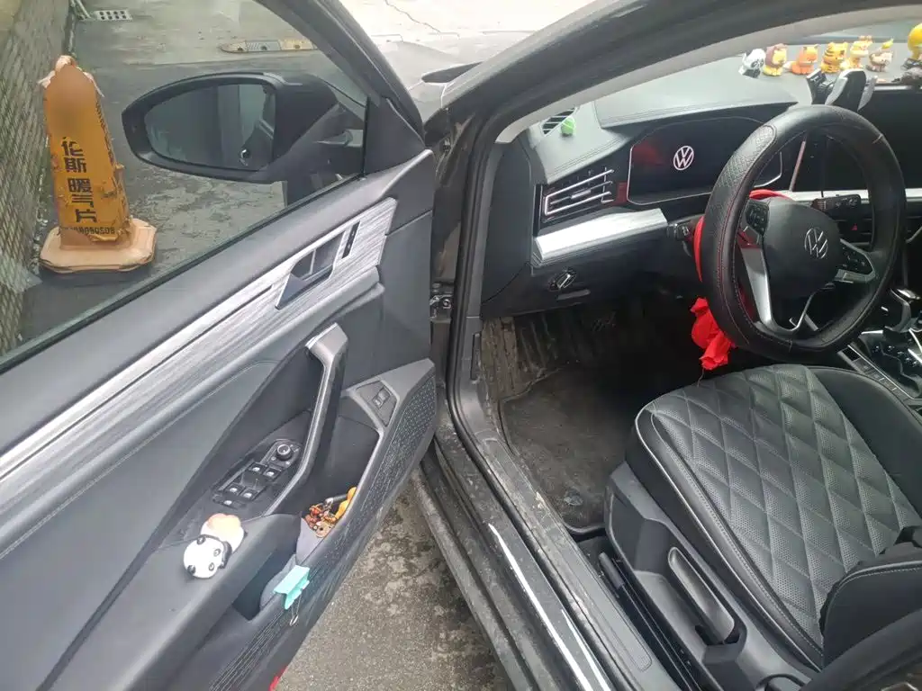 Volkswagen Sagitar — миниатюра 17