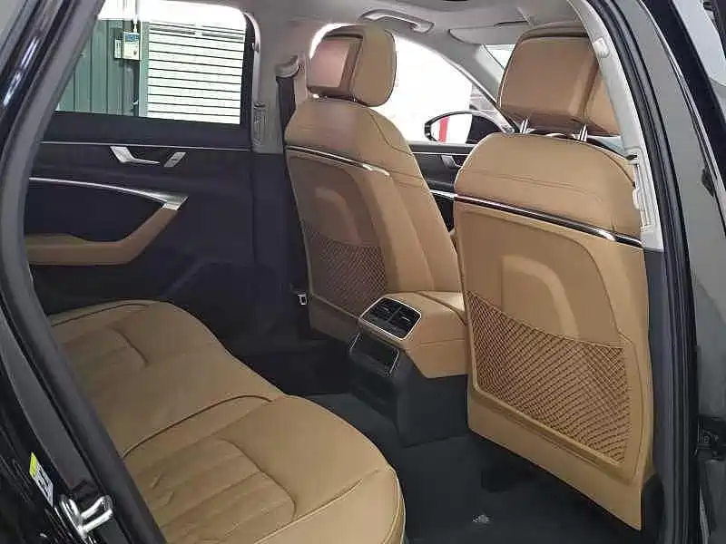 Audi A6L — миниатюра 10