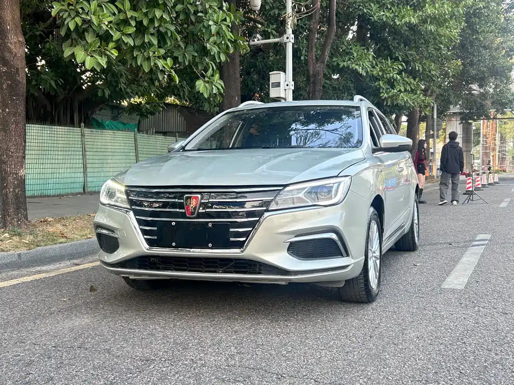 ROEWE EI5