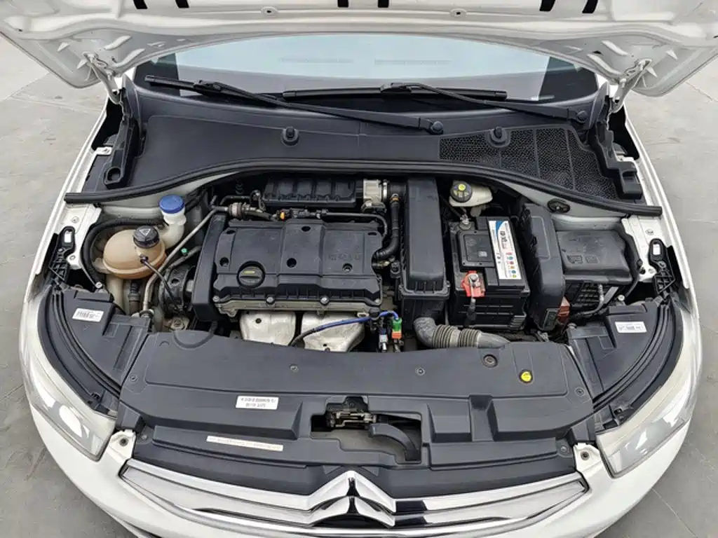 Citroen Elysee — миниатюра 11