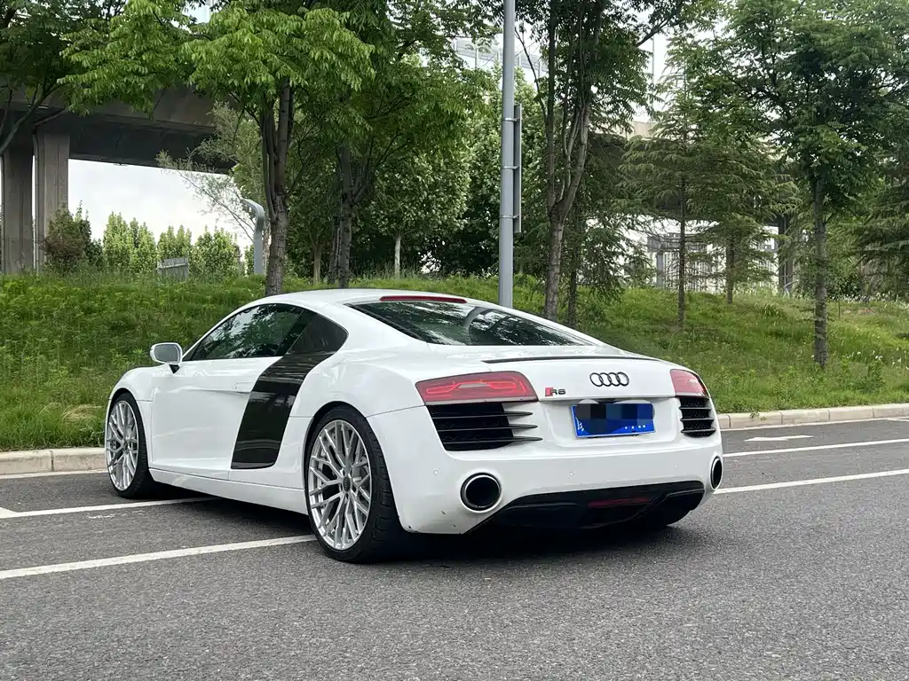 Audi R8 2014 4.2 FSI quattro