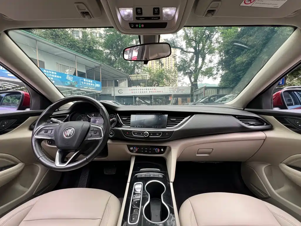 Buick Regal — миниатюра 14